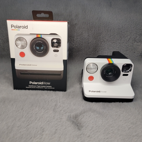 Polaroid Originals Polaroid Now Selfie NEW Polaroid Now Film Camera
